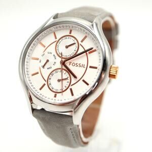 Fossil Silver Tone 40mm Gem Set Calendar Watch Leather Strap BQ3199 New Battery